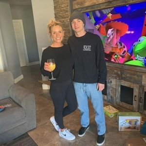 Meet your Posher, Angie